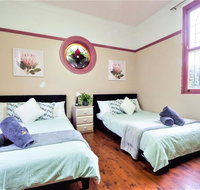 Quiet Quadruple Private Room In Strathfield 3min to Train Station sleeps 4b - E Caravan Parks