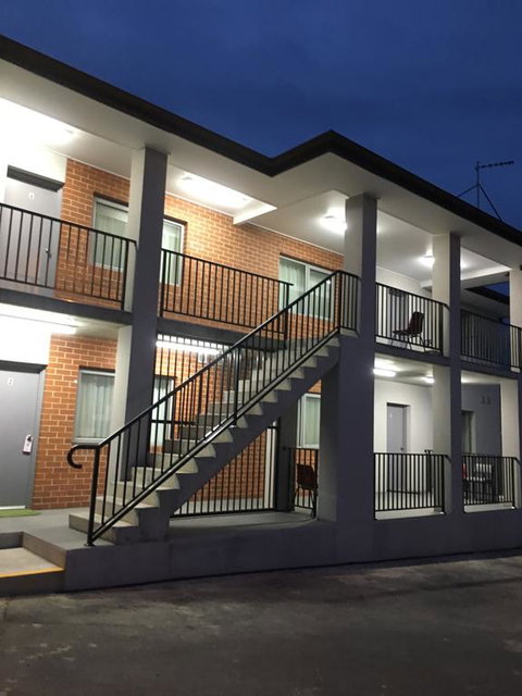 Rainbow Motel - E Caravan Parks 3