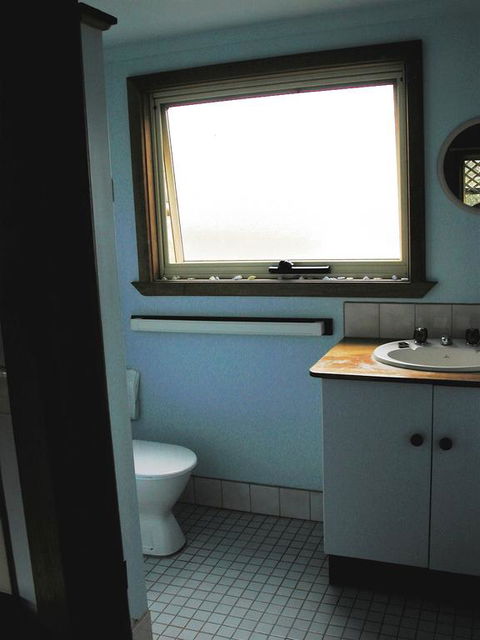 Raven Cottage - E Caravan Parks 3