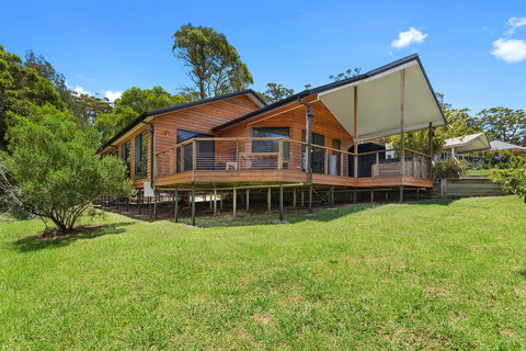 Ravensbourne Escape- Rose Alyce - E Caravan Parks 0