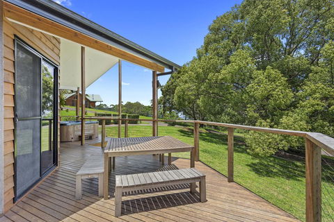 Ravensbourne Escape- Rose Alyce - E Caravan Parks 2