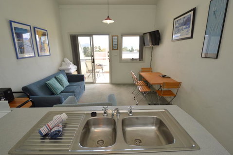 Razorback 3 - E Caravan Parks 2