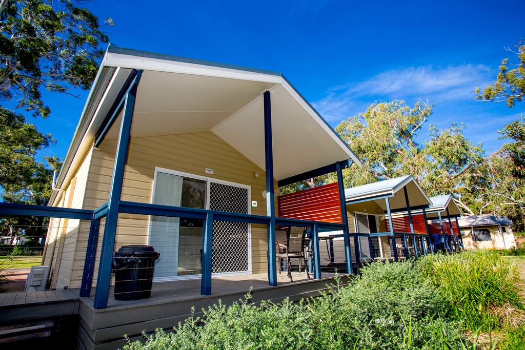 Hawks Nest NSW E Caravan Parks