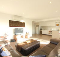 Rejuvenate San Remo - WiFi Linen Beach 200m Family Friendly - E Caravan Parks