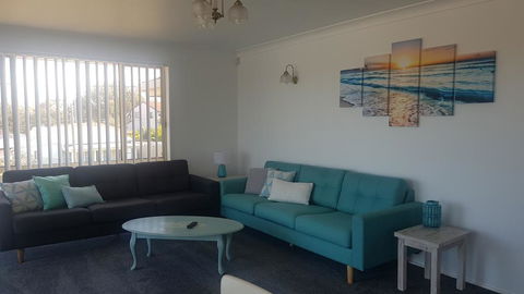 Relax And Chillax At Happi Dayz Retreat - E Caravan Parks 1