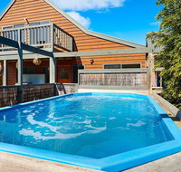 Relax at Red Rocks - E Caravan Parks