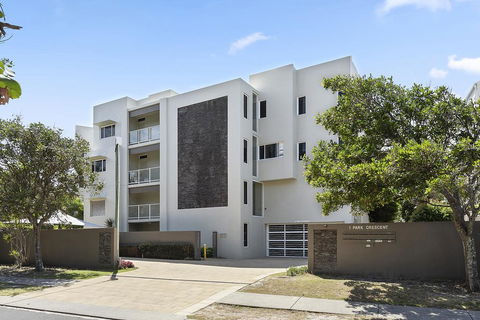 Relax In Stylish Comfort, Sunshine Beach - E Caravan Parks 0