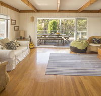 Rennies Retreat-Bushland  Ocean Views - E Caravan Parks