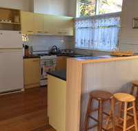 Resilience Guest House - E Caravan Parks