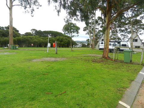 Rest Point Holiday Village - E Caravan Parks 3