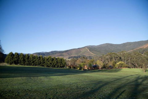 Ridge Line Riders Luxury Retreat - E Caravan Parks 0