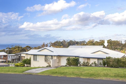 Riley 2/2 - Mollymook - E Caravan Parks 0