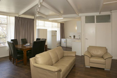 Rivers Apartments Motel Sale Gippsland - E Caravan Parks 3