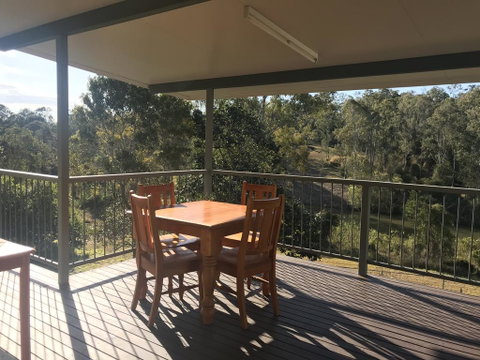 Riverview Cottage - E Caravan Parks 0