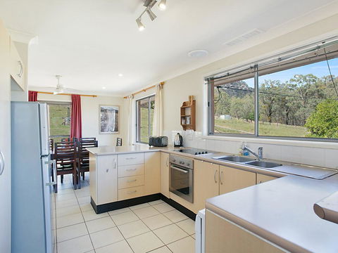 Rosamund House In Broke, 4br House In Walking Distance To Cellar Doors - E Caravan Parks 2