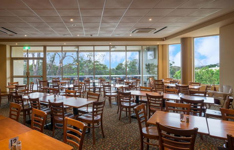 Royal Hotel - E Caravan Parks 2