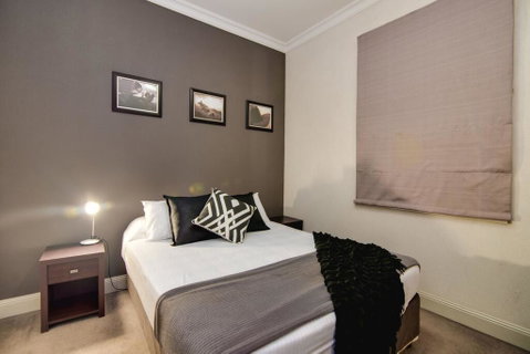 Royal Hotel Motel Gympie - E Caravan Parks 2