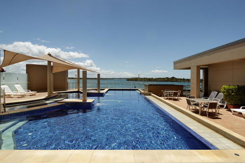 Rydges Hotel Port Macquarie - E Caravan Parks 0