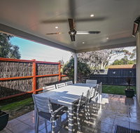 Sails on Chapel Cowes  WiFi - E Caravan Parks