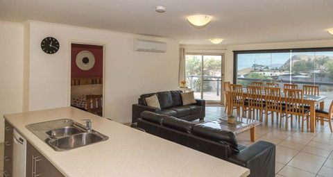 SALT - 37 Oceanview Drive - E Caravan Parks 3