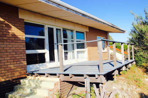 Sand N Sun Beach House - E Caravan Parks 2