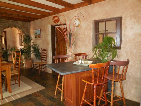 Sandalmere Cottage - E Caravan Parks 2