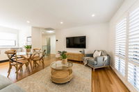 Sandcastle 26a Winsor Street