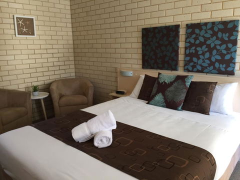 Santa Fe Motel And Holiday Units - E Caravan Parks 1