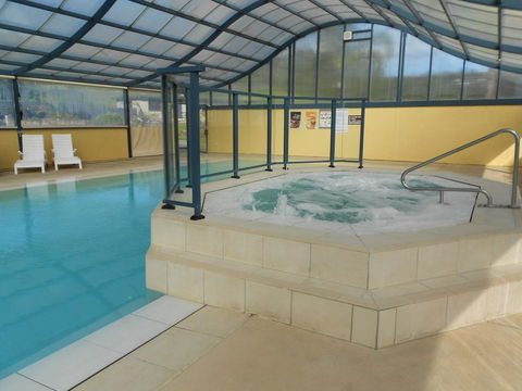 Sapphire Valley Caravan Park - E Caravan Parks 0