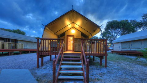 Scamander Sanctuary Holiday Park - E Caravan Parks 0