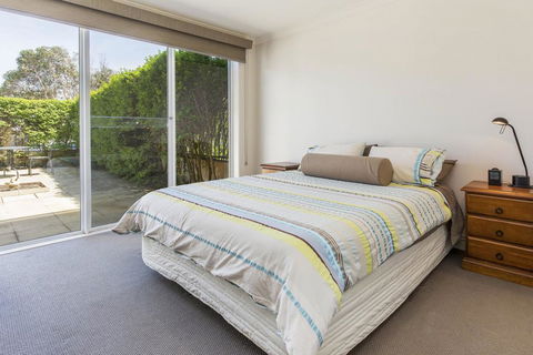SEA GRANGE - MORNINGTON - E Caravan Parks 1