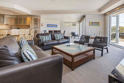 SEA GRANGE - MORNINGTON - E Caravan Parks 3