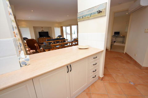 Seabreeze 3 At South West Rocks - E Caravan Parks 1