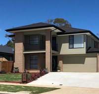 Seabreeze Haven -Wifi Netflix pet friendly beach house - E Caravan Parks