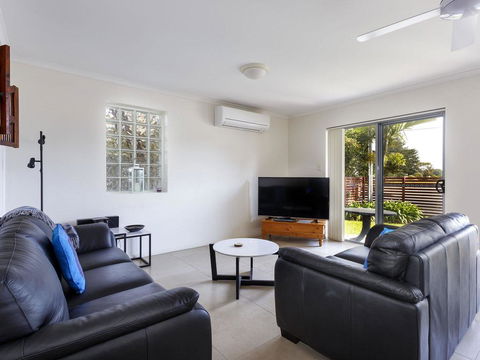 Seachange Apartment 1 - E Caravan Parks 0