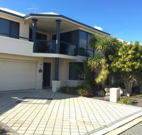 Seahaven by Rockingham Apartments - E Caravan Parks