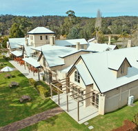 Seahorse Inn - E Caravan Parks