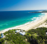 Seal Rocks Lighthouse Cottages - E Caravan Parks