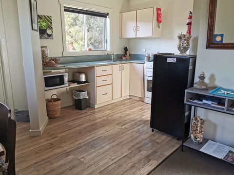 SEASAND HIDEAWAY - E Caravan Parks 2
