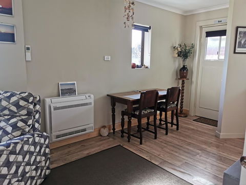 SEASAND HIDEAWAY - E Caravan Parks 1