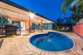Book Hideaway Bay Accommodation E Caravan Parks E Caravan Parks