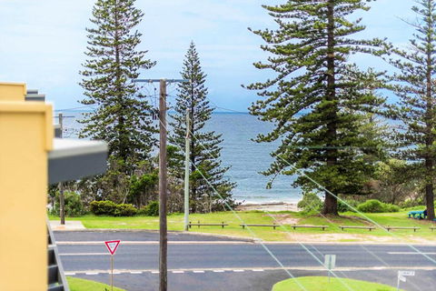 Seaspray 5 - E Caravan Parks 2