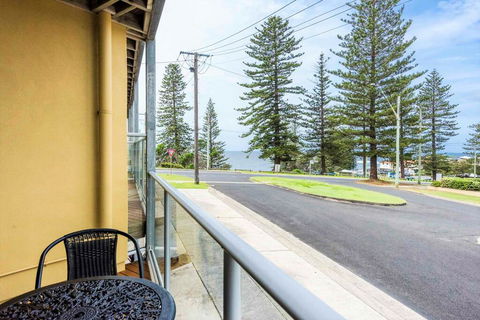 Seaspray 5 - E Caravan Parks 3