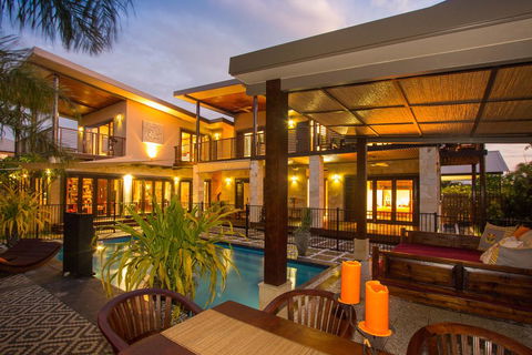 Serendipity - Cable Beach Escape - E Caravan Parks 1