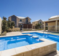 Serenity on the Terrace - E Caravan Parks