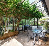 Shady Treez - Pet Friendly - E Caravan Parks