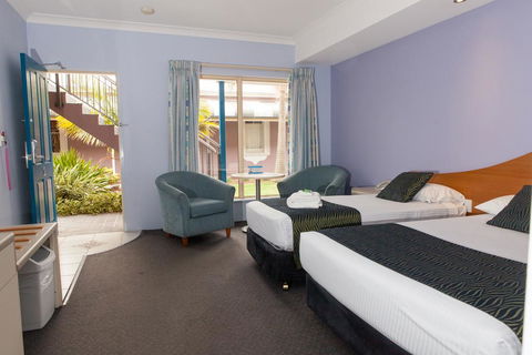 Shellharbour Village Motel - E Caravan Parks 2