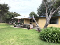 ShipleyPortsea walk to back beach