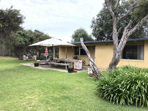 Shipley@Portsea: Walk To Back Beach - E Caravan Parks 0