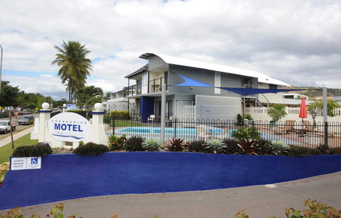 Shoredrive Motel - E Caravan Parks 0